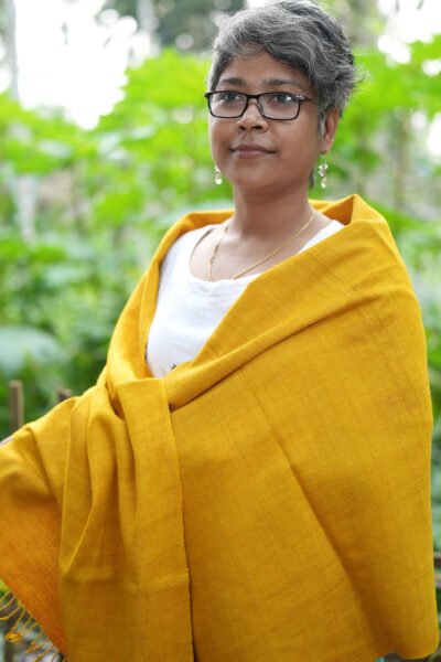 Natural-dyed eri stole