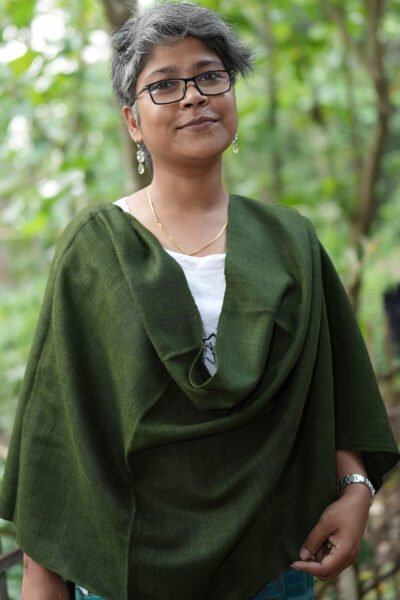 Natural-dyed eri stole